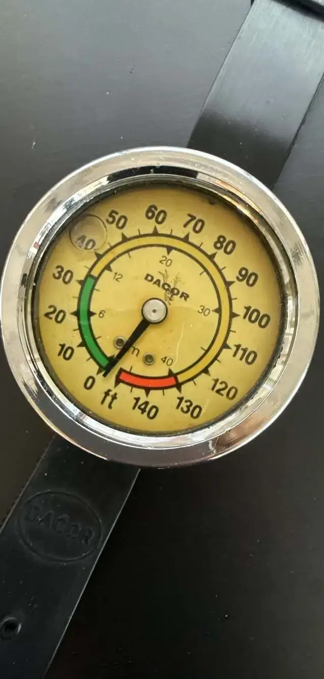 Dacor Vintage Scuba Dive Depth Gauge Watch